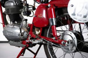 Bild 13/50 von Mondial 175 Turismo Veloce (1956)