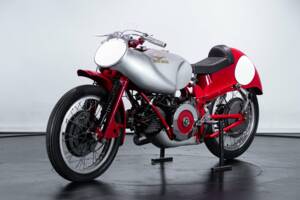 Bild 7/50 von Moto Guzzi DUMMY (1948)