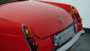 Image 16/19 de MG MGB (1965)