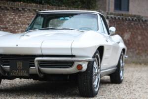 Imagen 32/50 de Chevrolet Corvette Sting Ray Convertible (1964)