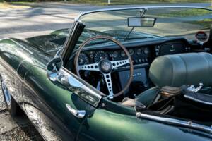 Afbeelding 22/34 van Jaguar E-Type (1971)