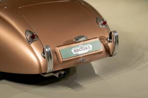 Image 22/50 of Jaguar XK 120 OTS (1952)