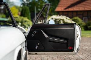 Image 39/40 of Alfa Romeo 2.0 Spider (1987)
