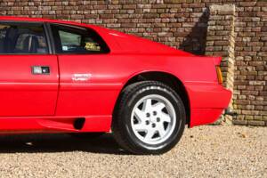Image 22/50 of Lotus Esprit SE (1992)