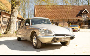 Image 11/53 of Citroën DS 23 Pallas (1972)