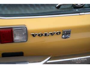 Image 14/50 of Volvo 1800 ES (1972)