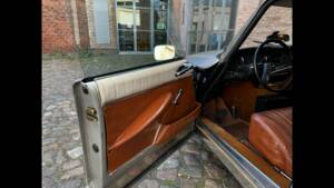 Image 29/67 de Citroën DS 23 Pallas IE (1973)