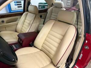 Bild 8/18 von Bentley Continental R (1993)