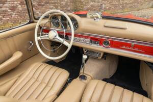Image 28/50 de Mercedes-Benz 300 SL Roadster (1962)