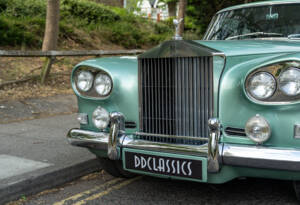 Image 7/22 of Rolls-Royce Silver Cloud III &quot;Chinese Eyes&quot; (1964)