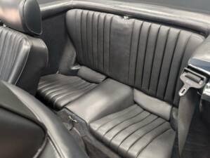 Image 32/50 of Mercedes-Benz 300 SL (1989)