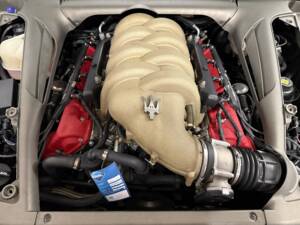 Bild 11/17 von Maserati Spyder 4200 Cambiocorsa (2007)