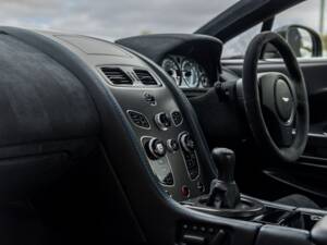 Image 4/65 of Aston Martin Vantage GT8 (2017)