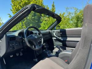 Image 18/23 de Toyota MR2 (2000)