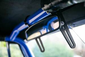 Image 17/45 of MG MGB GT (1964)