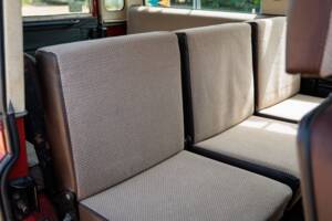 Image 17/50 de Land Rover Defender 110 (1983)