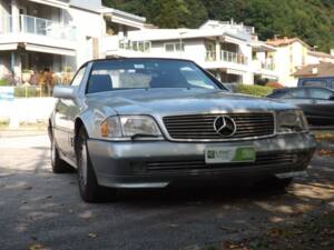 Immagine 12/50 di Mercedes-Benz SL 280 (1995)