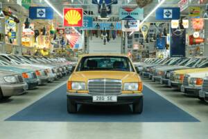 Bild 21/50 von Mercedes-Benz 280 SE (1981)