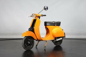 Afbeelding 8/33 van Piaggio Vespa 50 N Special (1974)