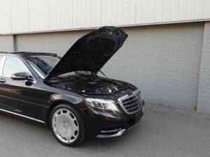 Bild 82/99 von Mercedes-Benz Maybach S 500 (2015)