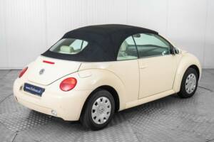 Bild 46/50 von Volkswagen New Beetle 1.6 (2003)