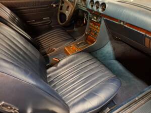Immagine 10/22 di Mercedes-Benz 500 SL (1985)
