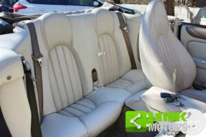 Image 9/10 of Jaguar XK8 4.0 (1997)