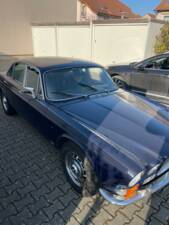 Afbeelding 6/9 van Jaguar XJ 12 (1972)