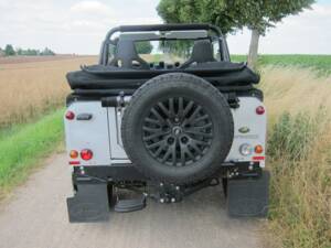 Imagen 8/19 de Land Rover Defender 90 TD4 (2008)
