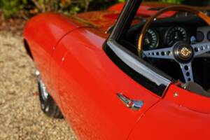 Afbeelding 19/50 van Jaguar E-Type 3.8 (1964)