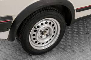 Image 35/50 de Volkswagen Golf Mk II GTi 1.8 (1987)