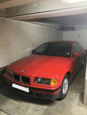 Image 34/36 of BMW 318is (1992)