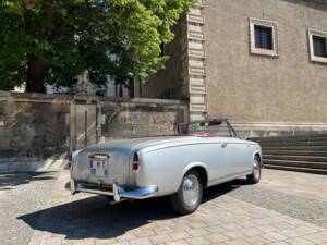 Bild 21/94 von Peugeot 403 Cabriolet (1958)