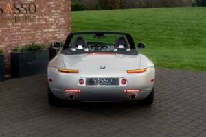 Image 15/84 of BMW Z8 (2001)