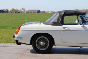 Imagen 31/50 de MG MGB (1972)
