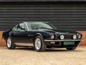 Image 13/50 of Aston Martin V8 EFi (1987)