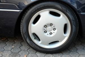 Image 58/70 de Mercedes-Benz CL 500 (1997)