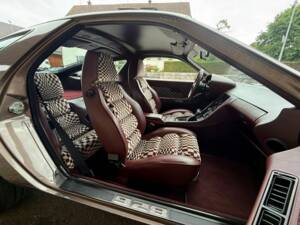 Image 7/21 of Porsche 928 S (1982)