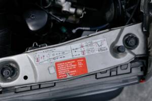 Image 51/69 de Mercedes-Benz 190 E 2.3-16 (1988)