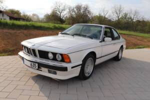 Image 9/28 of BMW 635 CSi (1989)