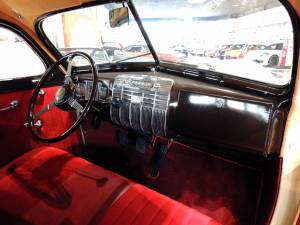 Image 13/15 of LaSalle Series 50&#x2F;27 Opera Coupé (1938)