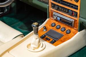 Bild 10/17 von Aston Martin V8 Zagato Volante (1989)