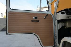 Bild 12/16 von Volkswagen T2a Kleinbus (1967)