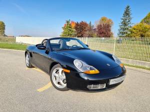 Image 2/18 of Porsche Boxster (2000)