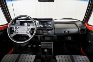 Immagine 7/50 di Volkswagen Golf Mk I GTI 1.8 (1983)
