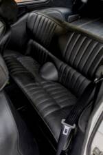 Image 38/50 de Jaguar Type E V12 (2+2) (1972)