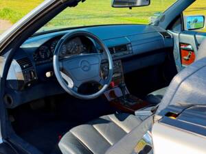 Image 24/24 de Mercedes-Benz 500 SL (1992)