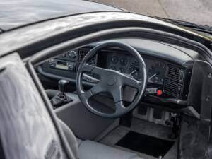 Image 30/60 of Jaguar XJ 220 (1992)