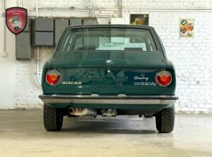 Immagine 6/89 di BMW 2002 tii Touring (1973)
