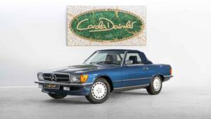 Image 1/29 of Mercedes-Benz 560 SL (1987)